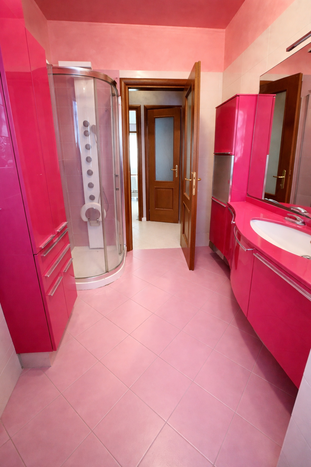 APPARTAMENTO CON GIARDINO PRIVATO