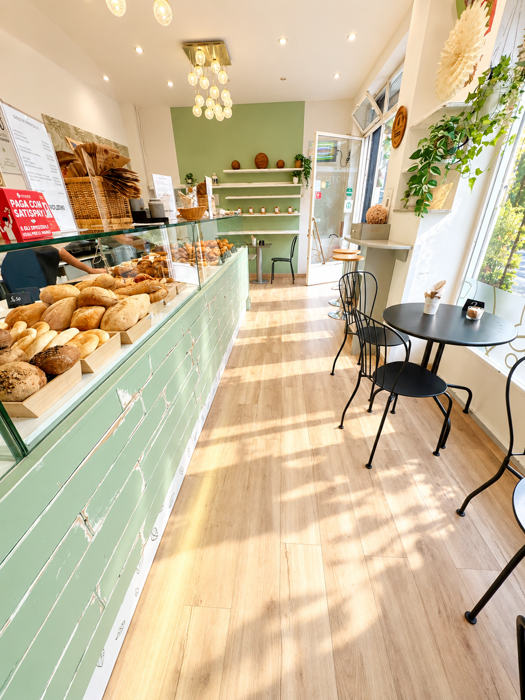 ATTIVITA' CAFFETTERIA PASTICCERIA  A RIVOLI