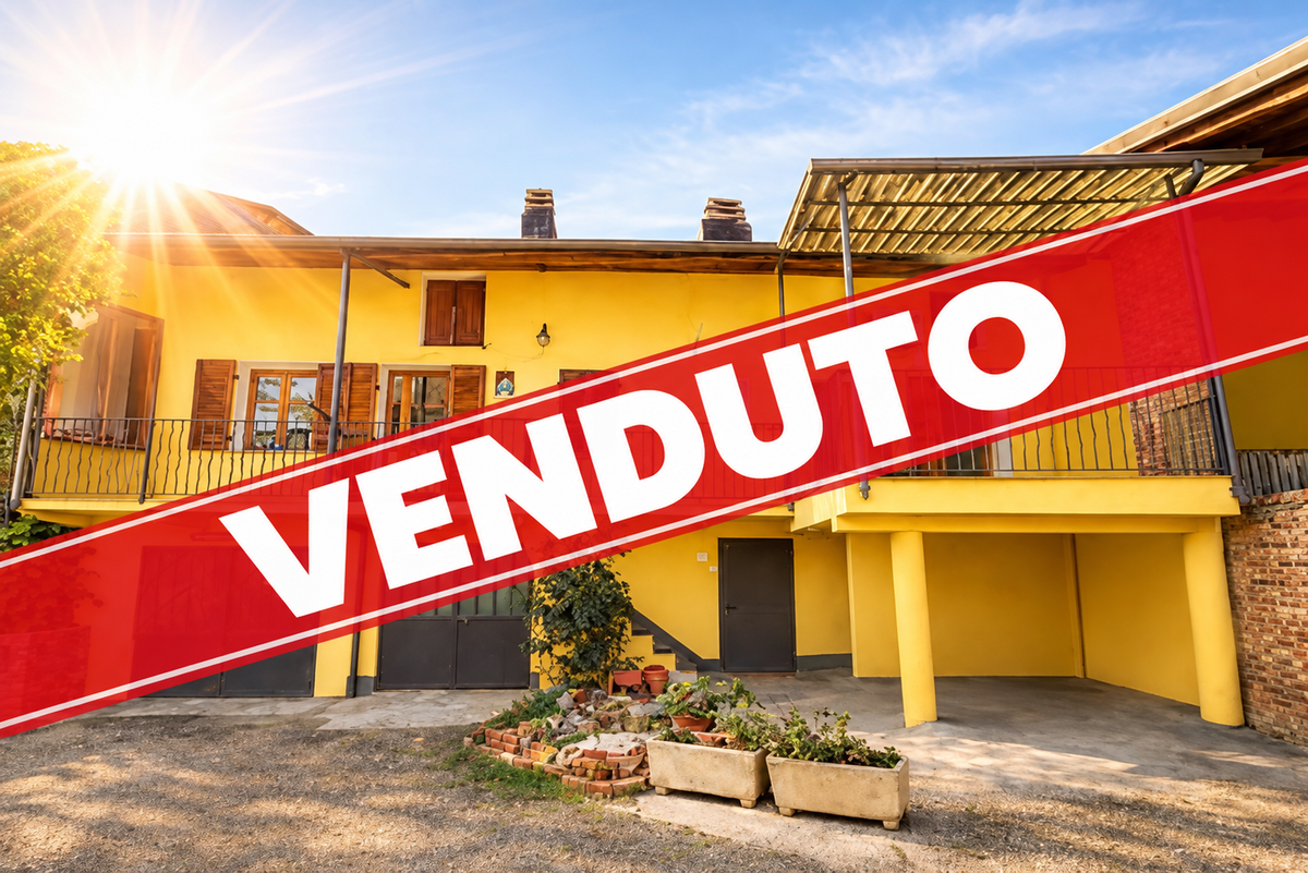 CASA SEMINDIPENDENTE IN VENDITA A SANT’AMBROGIO