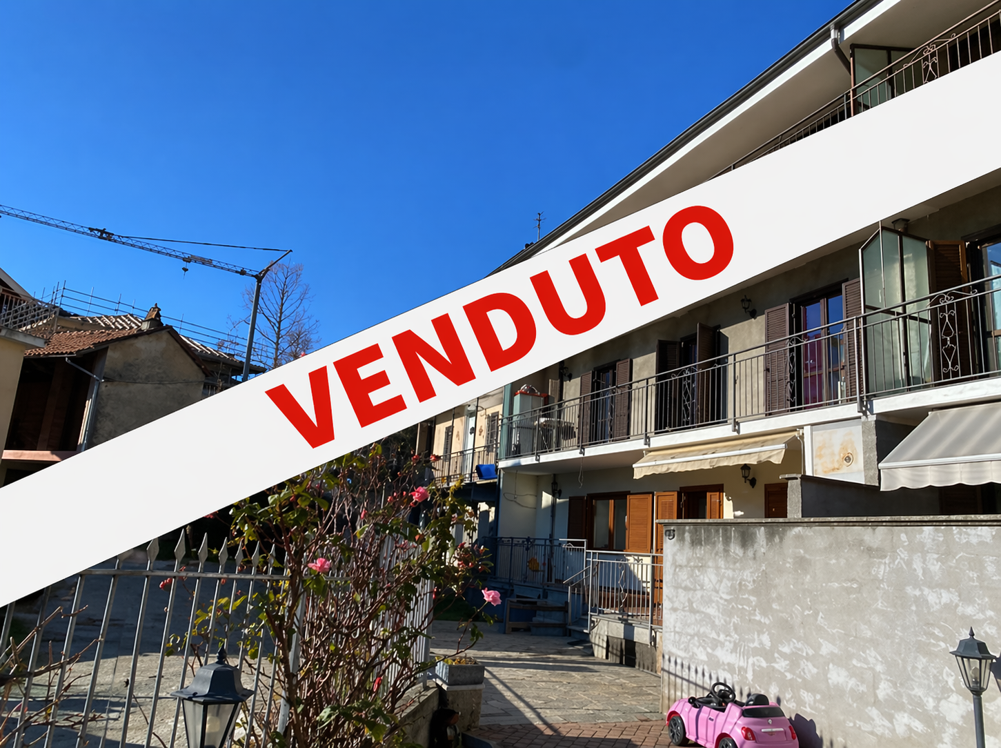 CASA SEMINDIPENDENTE COMPLETAMENTE RISTRUTTURATA