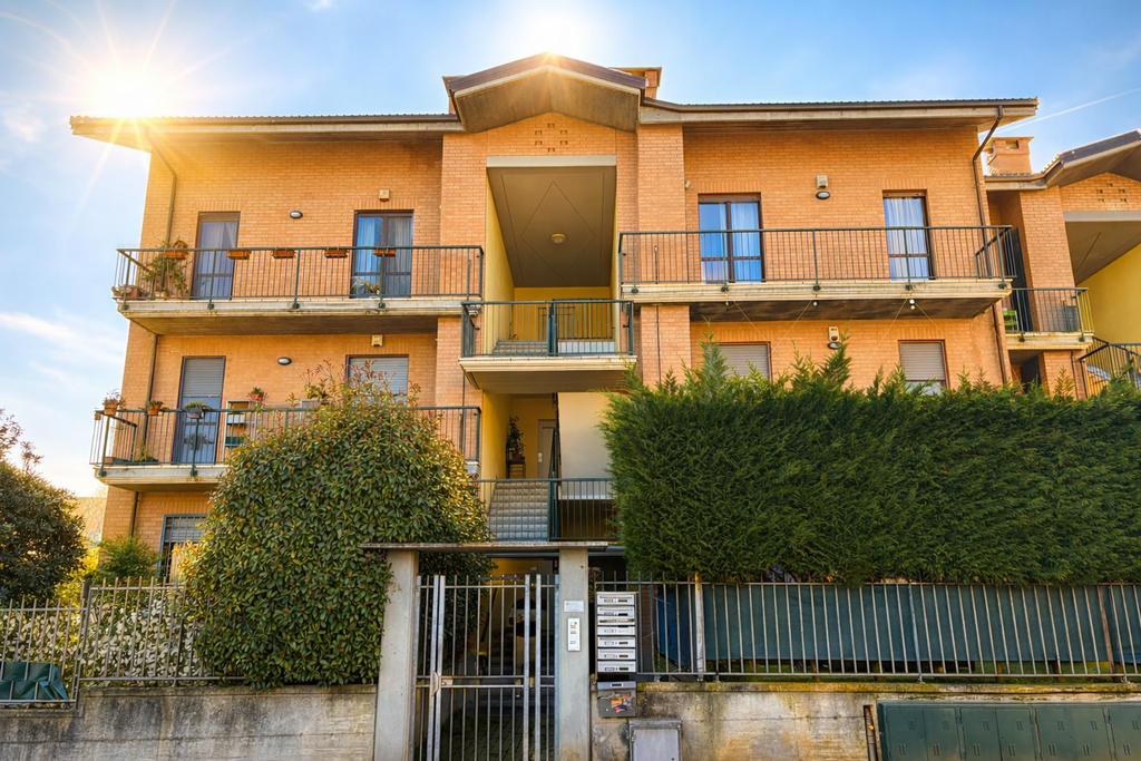 APPARTAMENTO CON GIARDINO PRIVATO