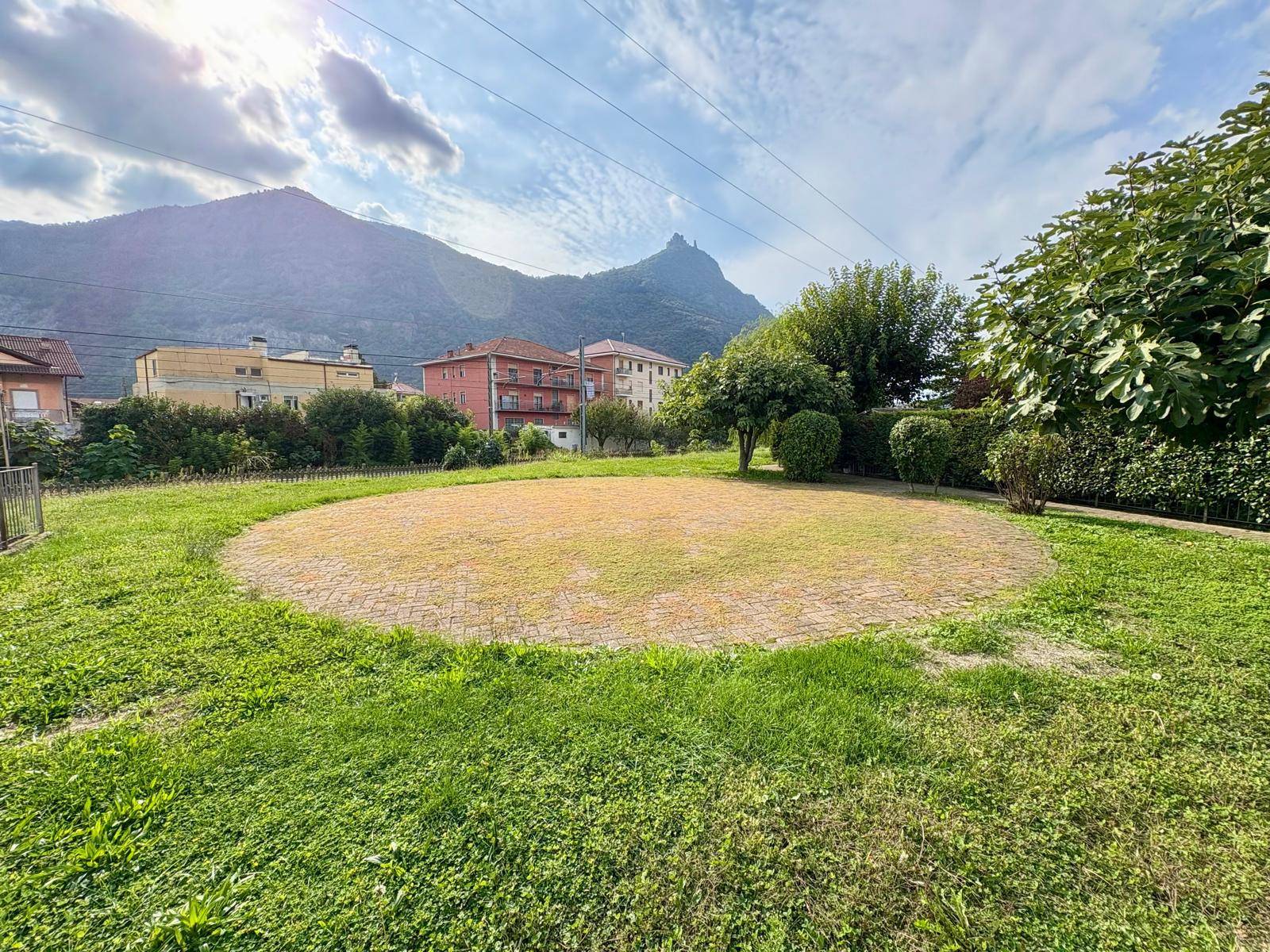 APPARTAMENTO CON BOX AUTO