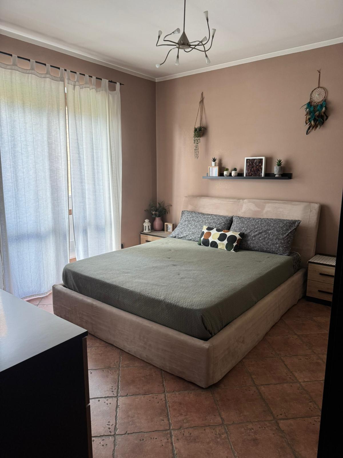 APPARTAMENTO CON BOX AUTO