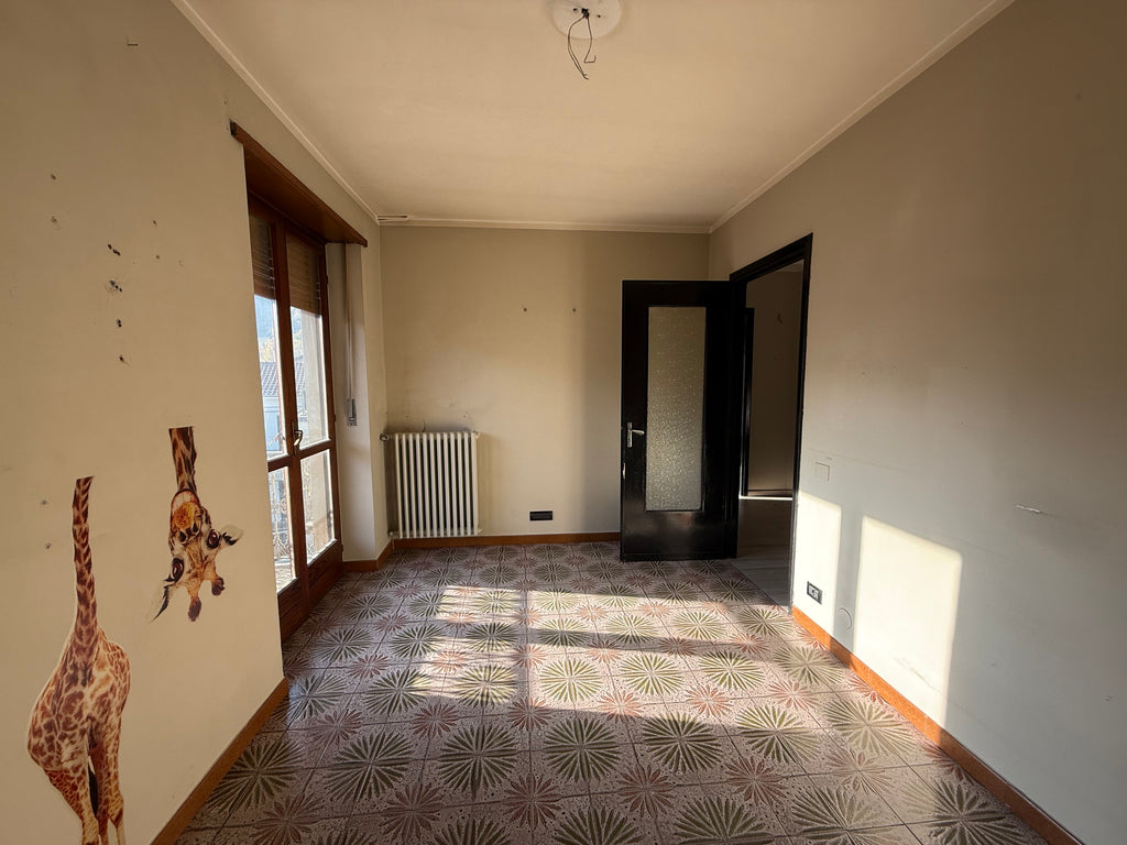 QUADRILOCALE IN AFFITTO