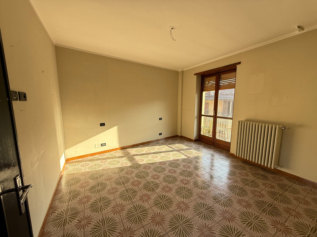 QUADRILOCALE IN AFFITTO