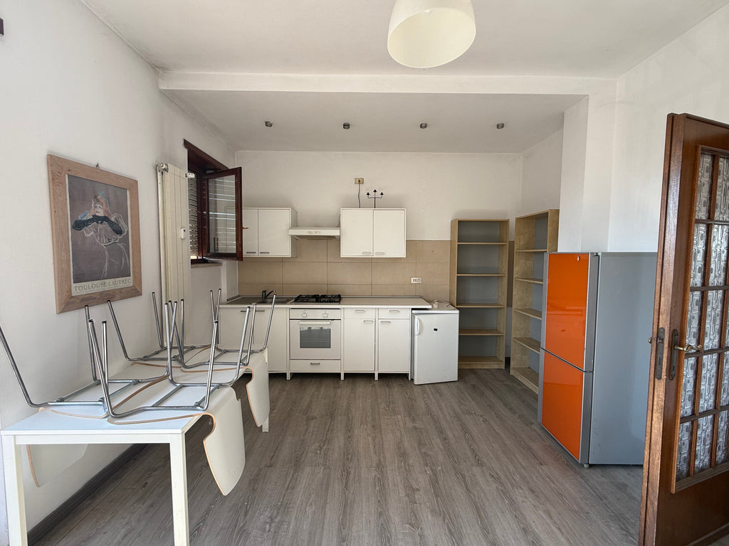 ALLOGGIO DI DUE LOCALI