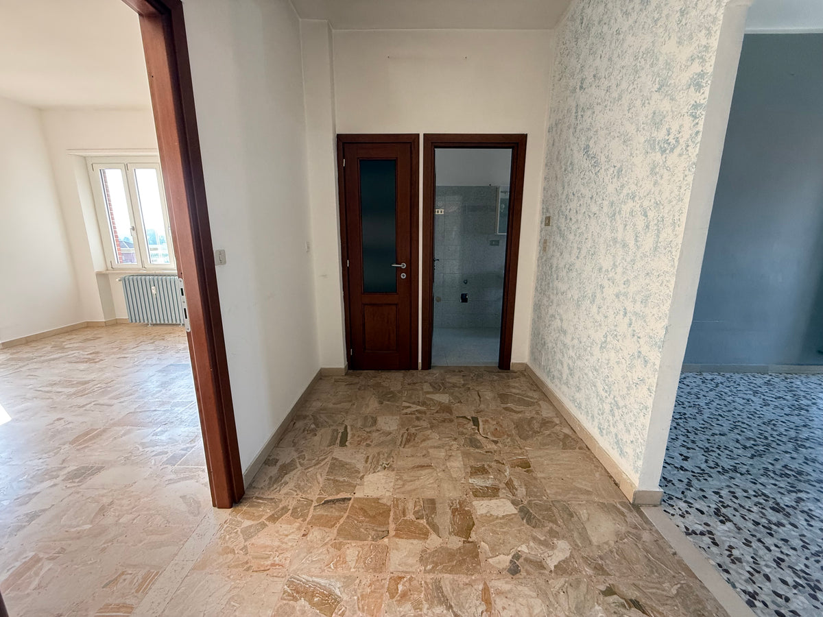 TRILOCALE CON IL BOX