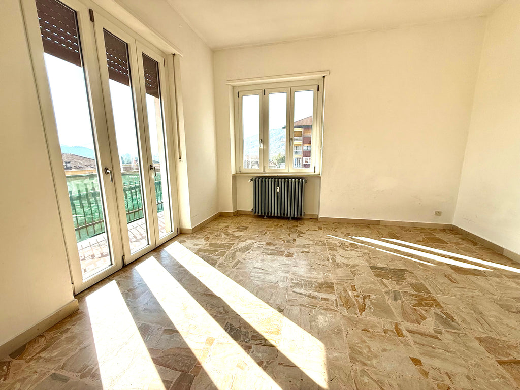 TRILOCALE CON IL BOX