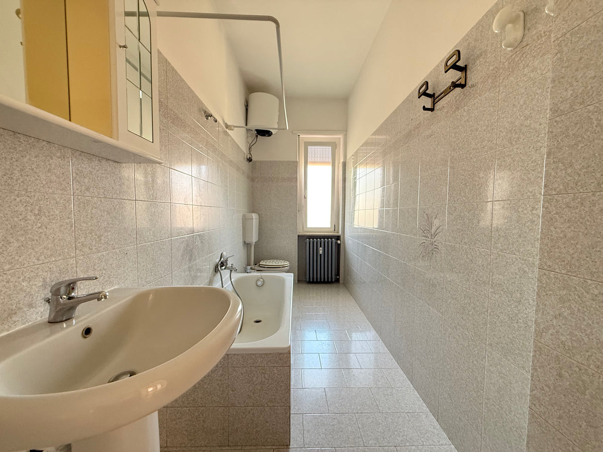 TRILOCALE CON IL BOX