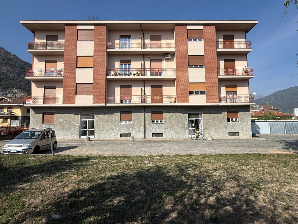 TRILOCALE CON IL BOX