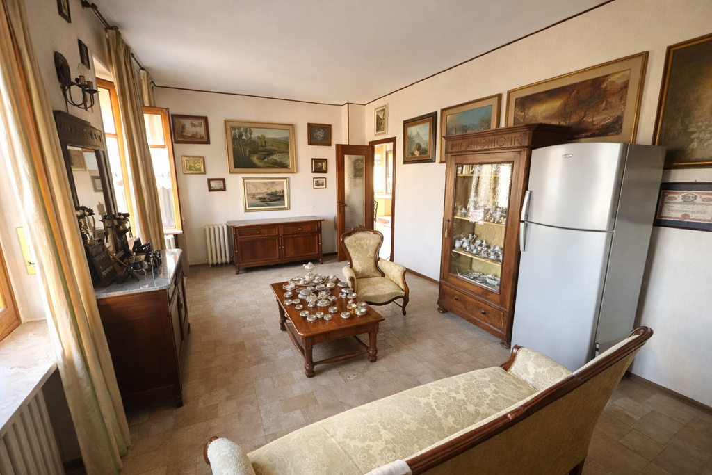 VILLA  BIFAMILIARE SITUATA AI CONFINI DI AVIGLIANA