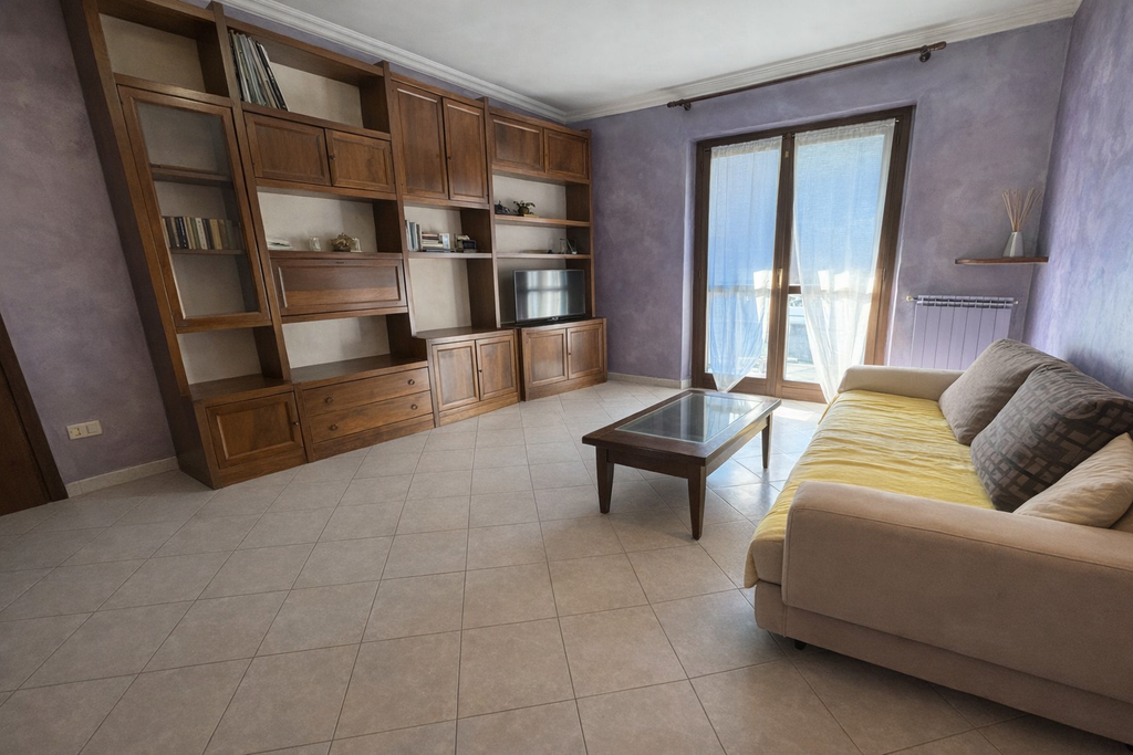 APPARTAMENTO CON GIARDINO PRIVATO