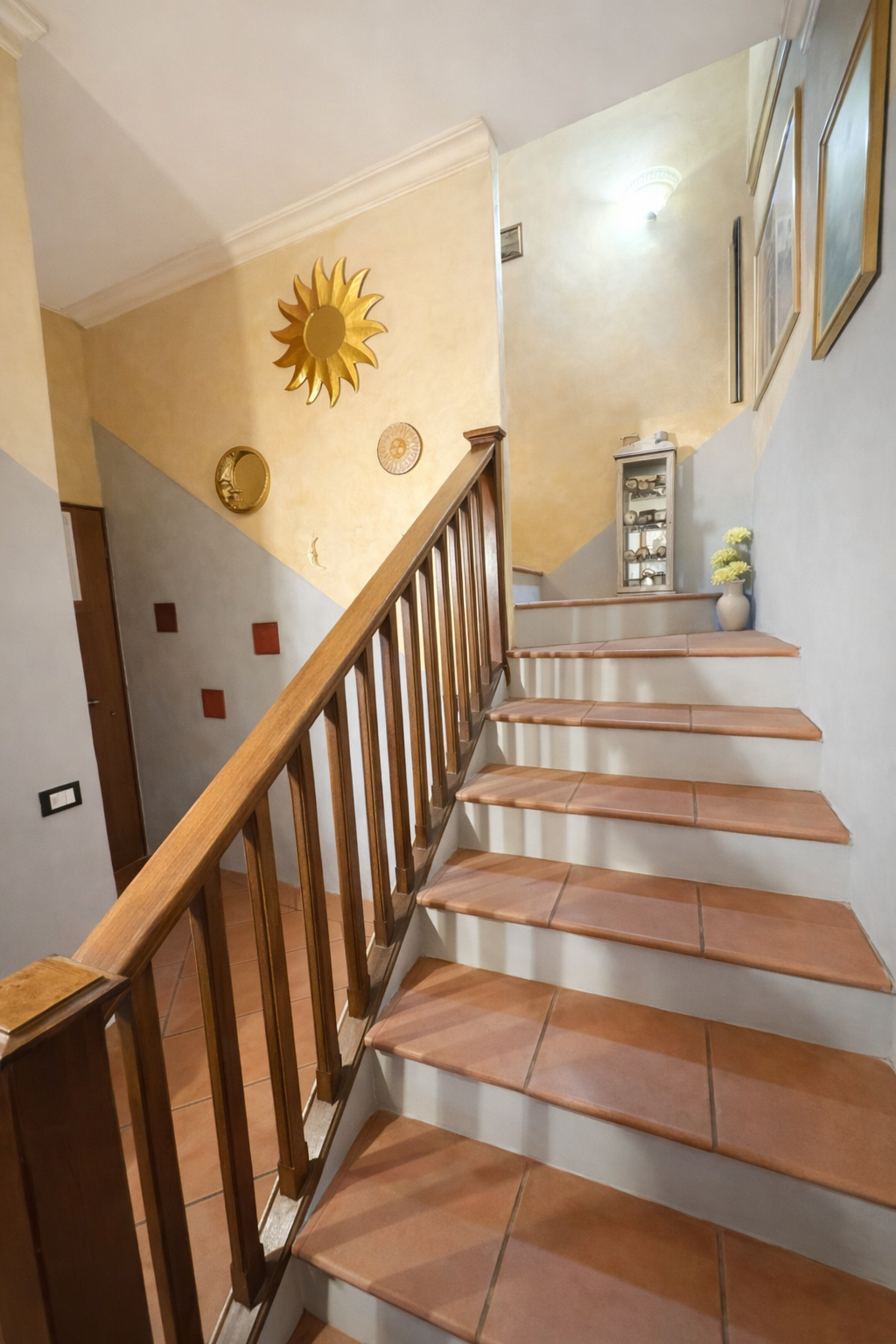 APPARTAMENTO IN TRIFAMILIARE