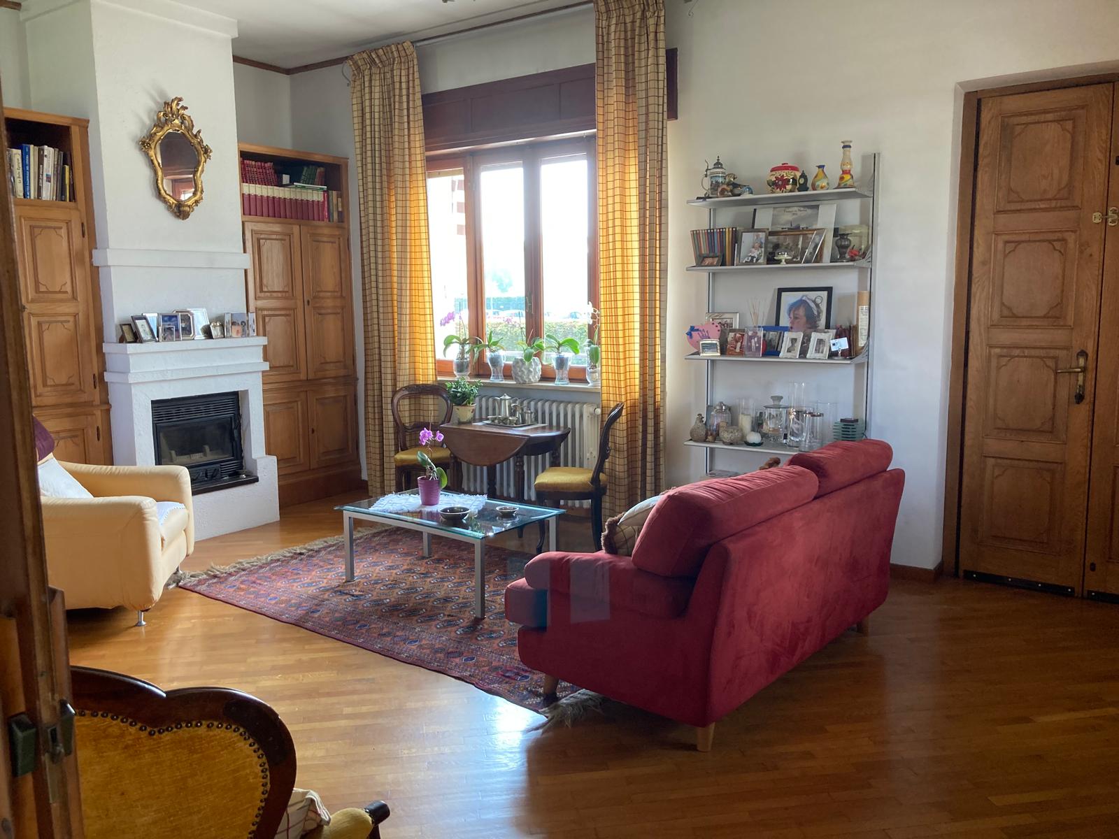 VILLA SIGNORILE ED INDIPENDENTE