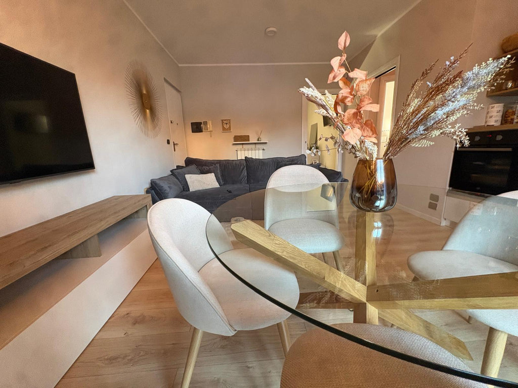 APPARTAMENTO CON GIARDINO PRIVATO