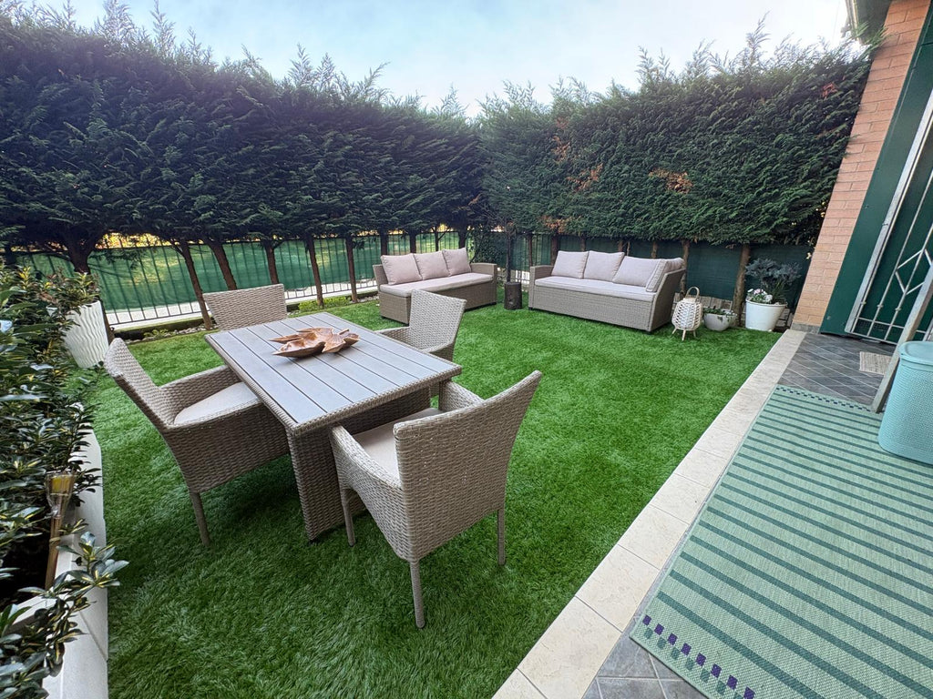 APPARTAMENTO CON GIARDINO PRIVATO