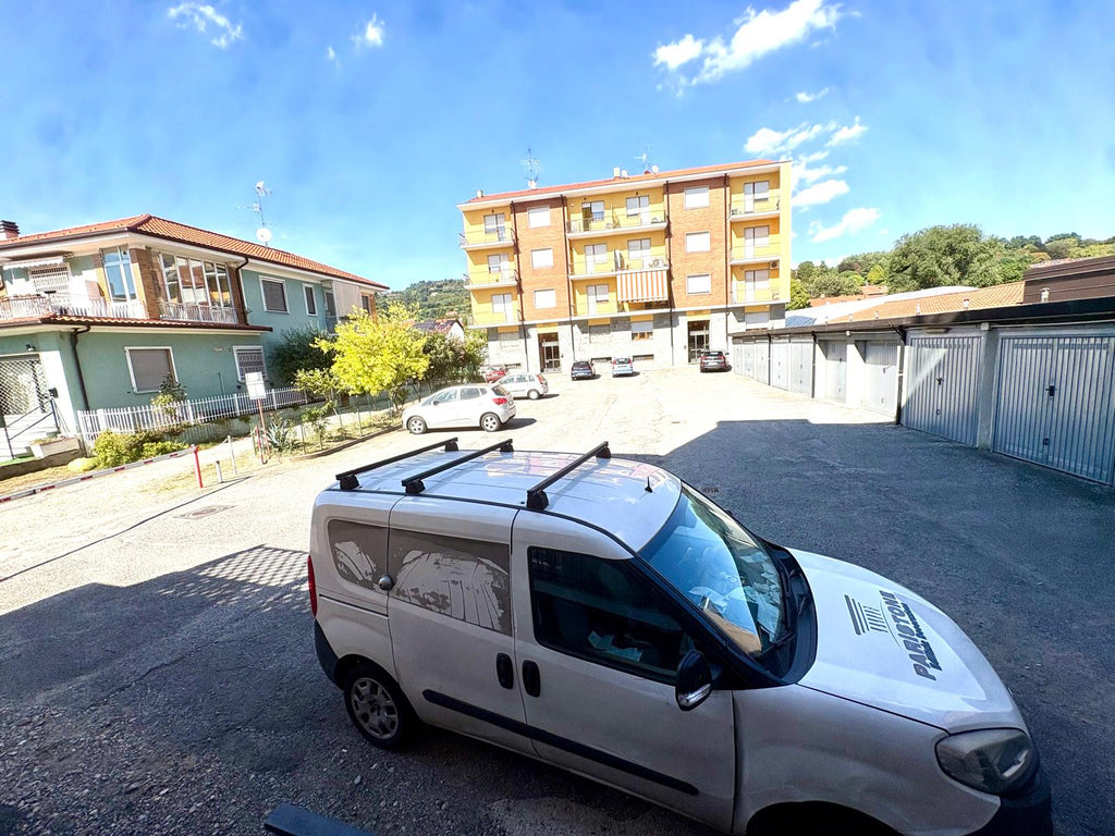 ALLOGGIO A MONCALIERI DI 4 LOCALI