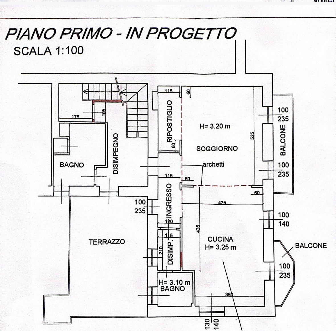 APPARTAMENTO IN TRIFAMILIARE