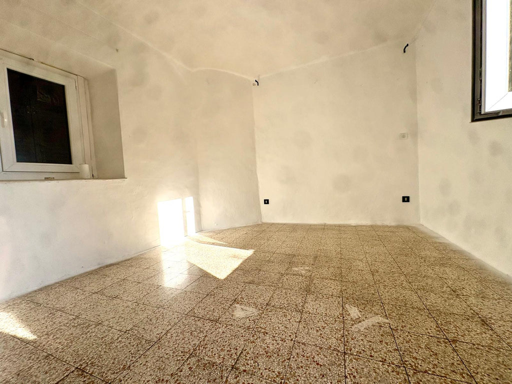 CASA INDIPENDENTE NEL CENTRO DI SANT'AMBROGIO DI TORINO