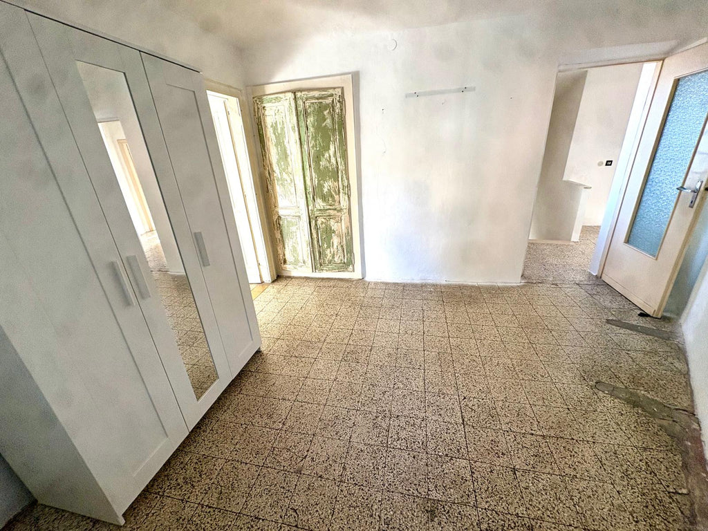 CASA INDIPENDENTE NEL CENTRO DI SANT'AMBROGIO DI TORINO