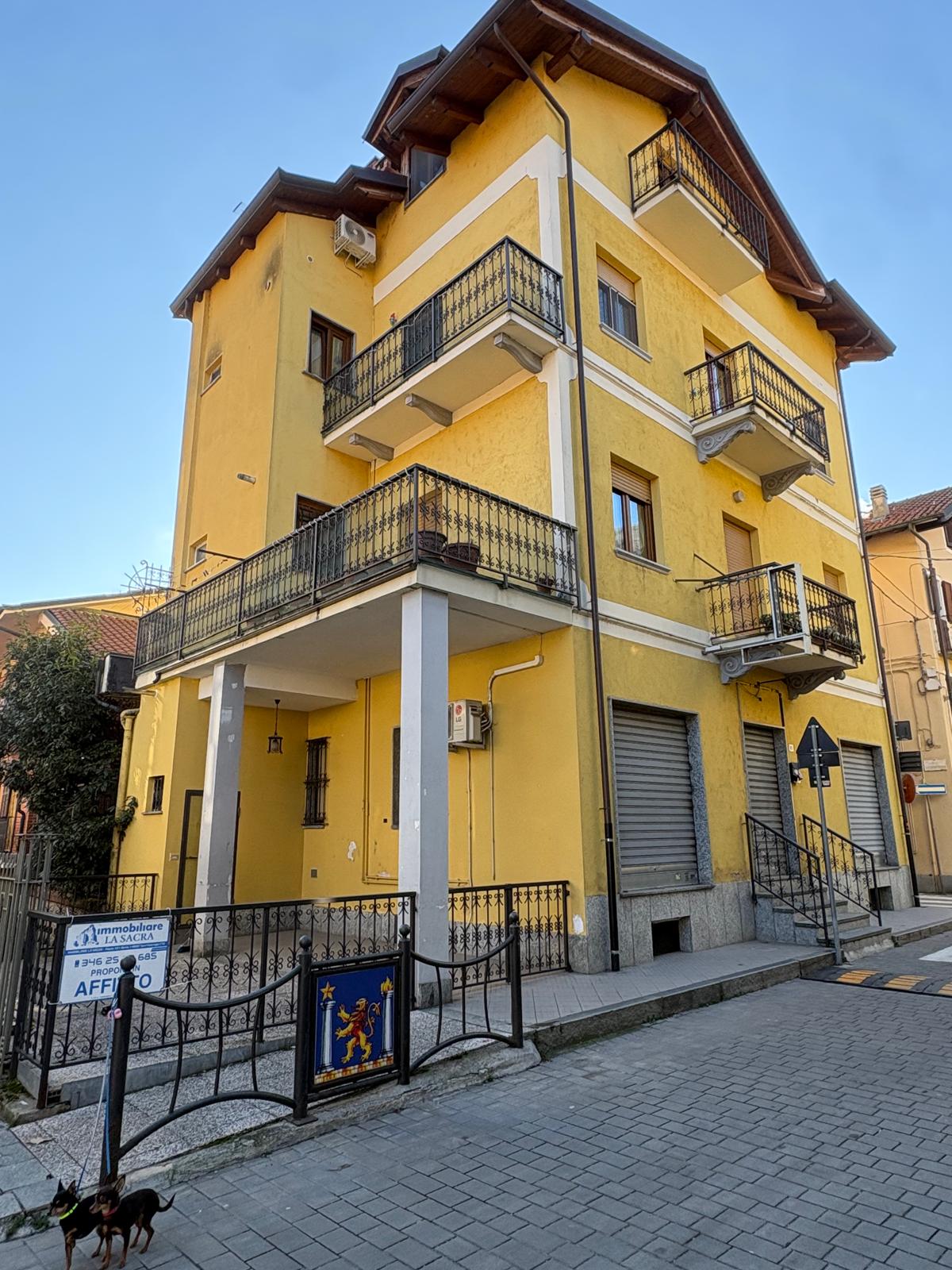 APPARTAMENTO IN  AFFITTO AL TERZO PIANO