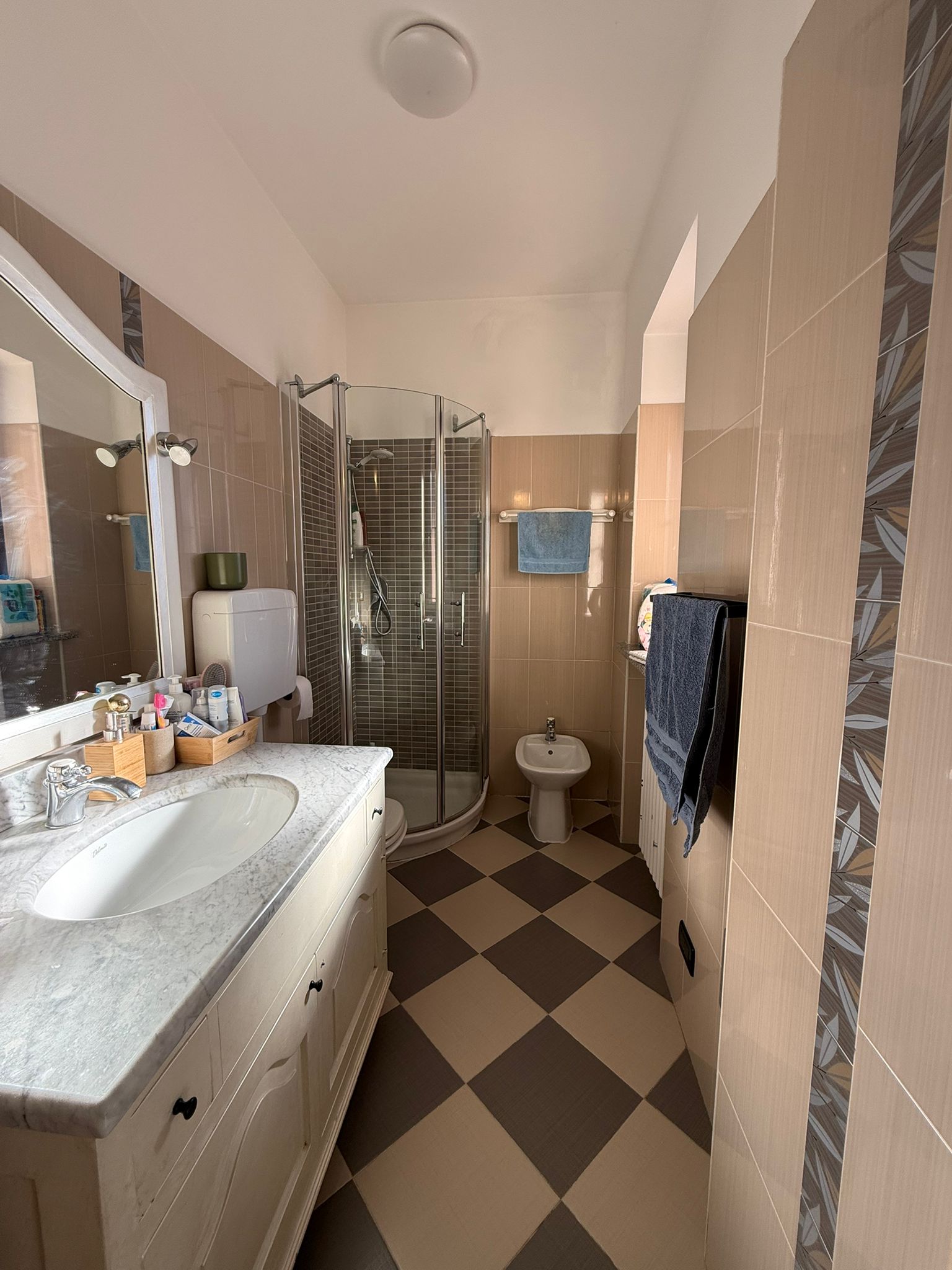 APPARTAMENTO CON TERRAZZO