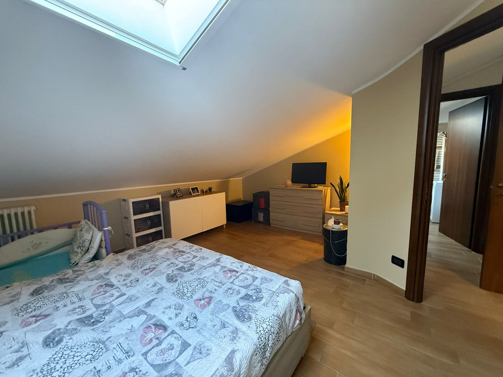 APPARTAMENTO CON TERRAZZO