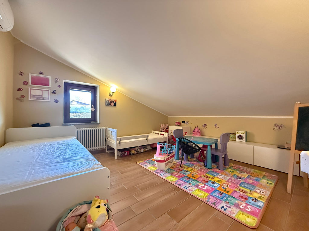 APPARTAMENTO CON TERRAZZO