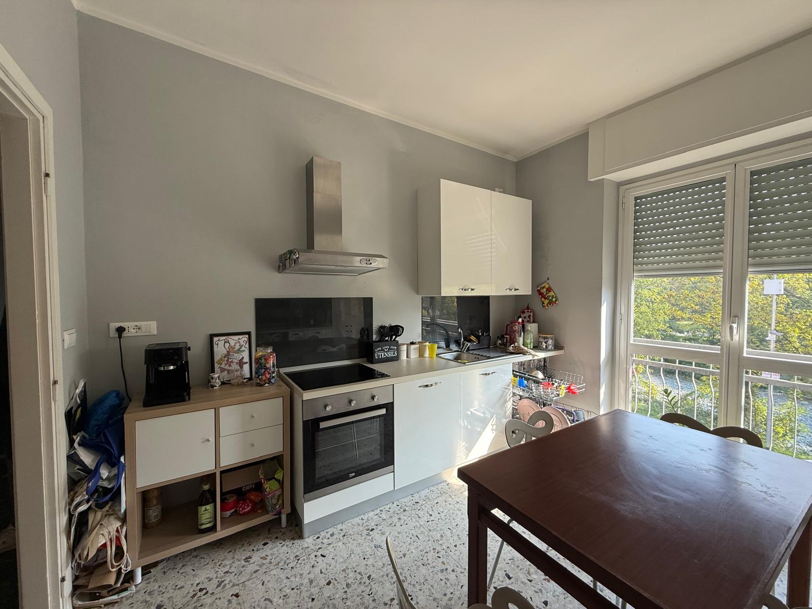 TRILOCALE IN AFFITTO