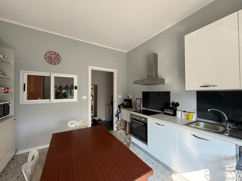 TRILOCALE IN AFFITTO