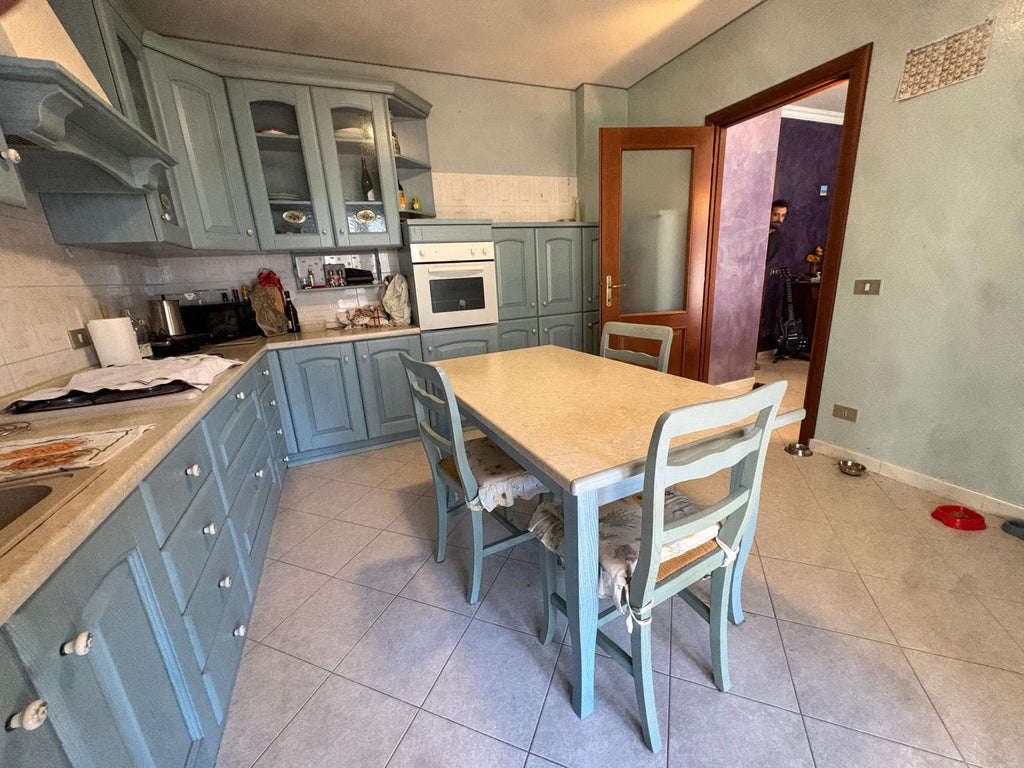 APPARTAMENTO CON GIARDINO PRIVATO