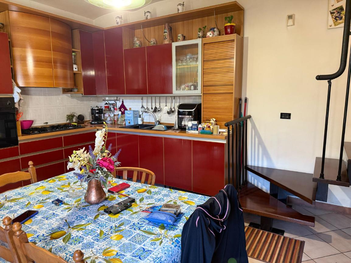 VILLA BIFAMILIARE LIBERA SU 4 LATI A SANT'AMBROGIO DI TORINO