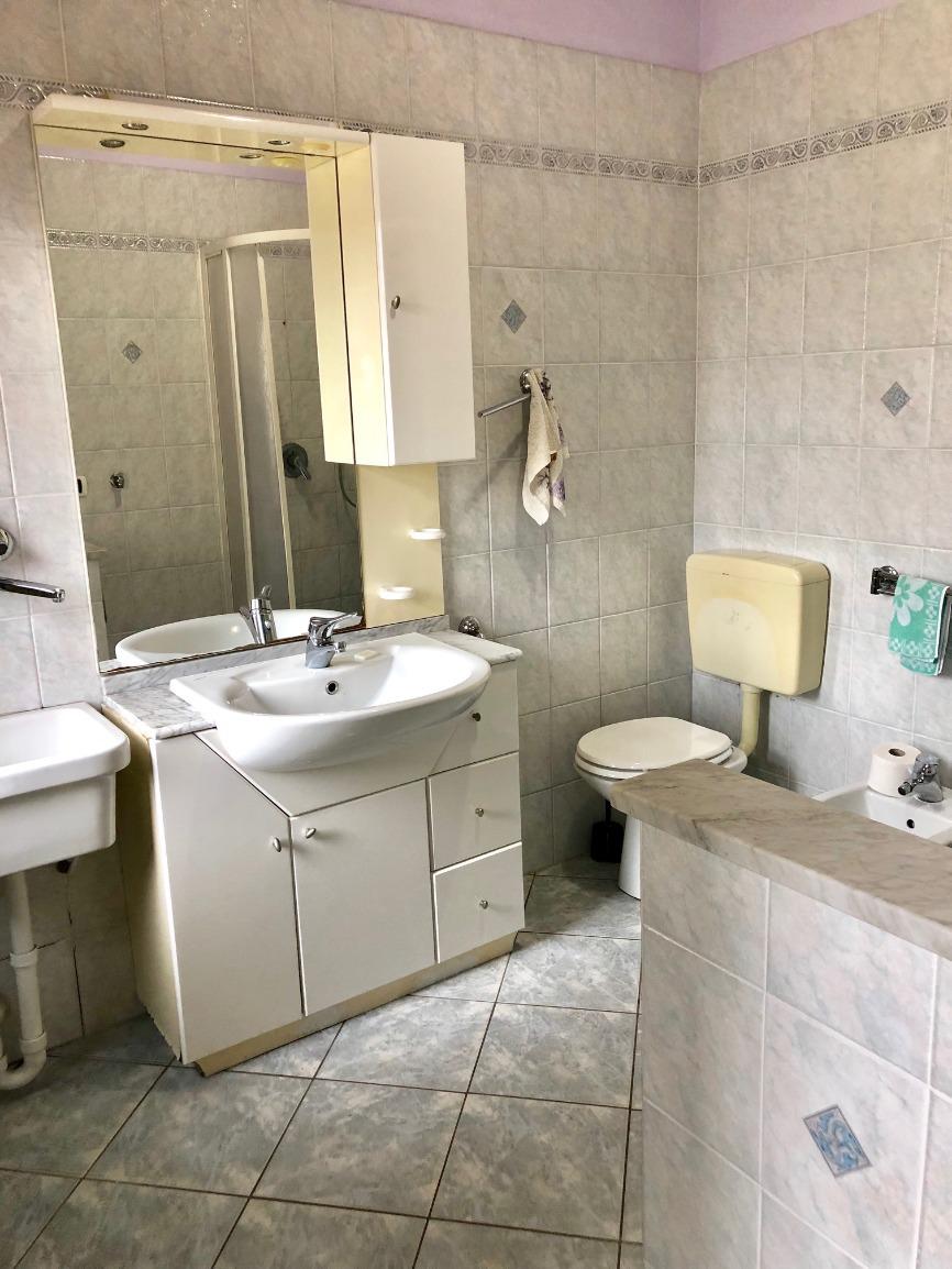 CASA SEMINDIPENDENTE  NEL CUORE DI SANT'AMBROGIO