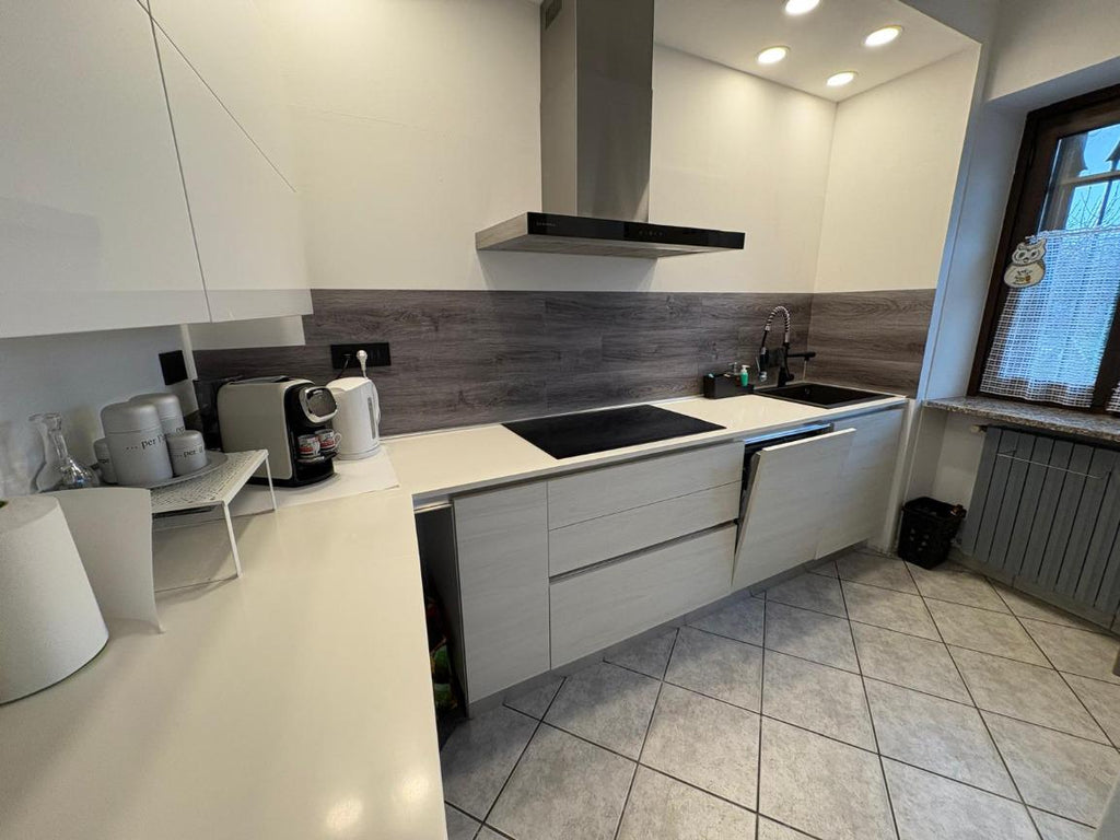 CASA INDIPENDENTE  A SANT'AMBROGIO DI TORINO