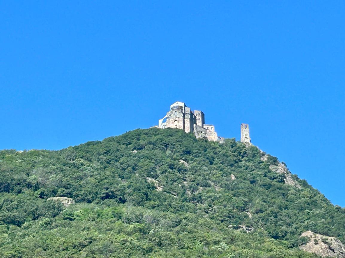CASA SEMINDIPENDENTE NEL CUORE DEL CENTRO STORICO