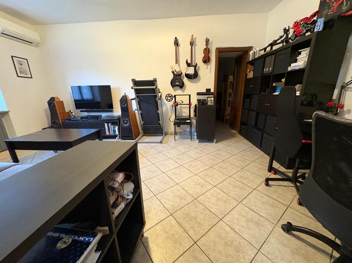 CASA INDIPENDENTE  A SANT'AMBROGIO DI TORINO