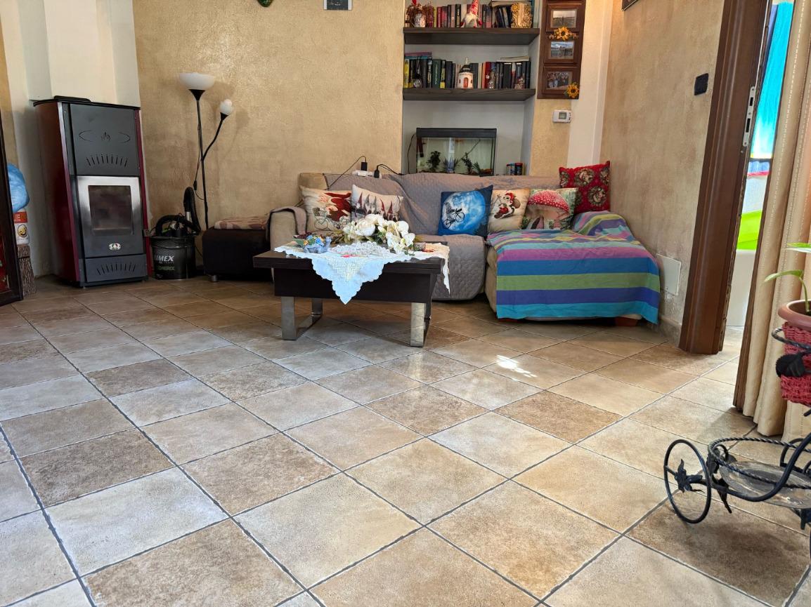 VILLA BIFAMILIARE LIBERA SU 4 LATI A SANT'AMBROGIO DI TORINO