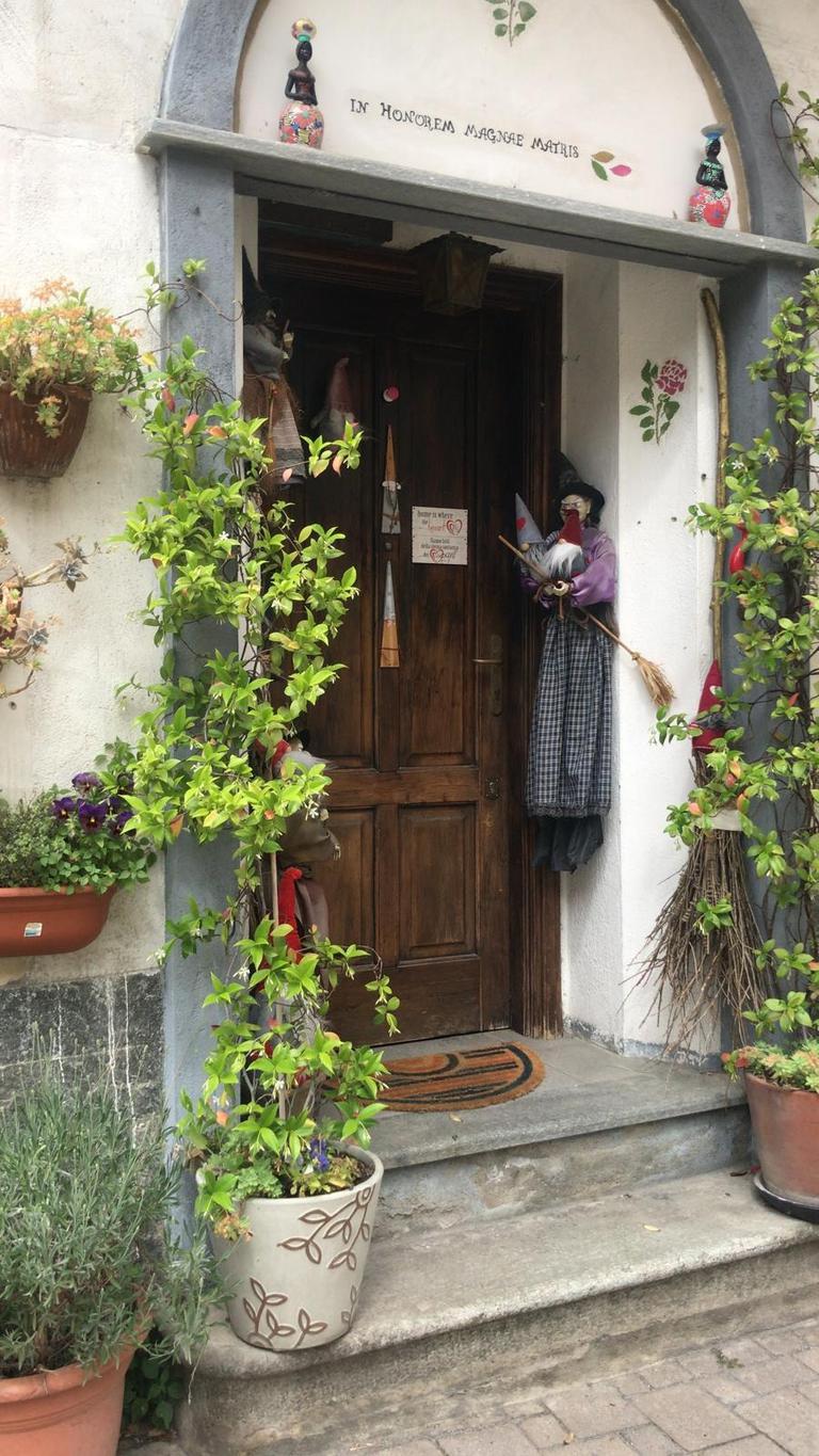 CASA SEMINDIPENDENTE NEL CUORE DEL CENTRO STORICO