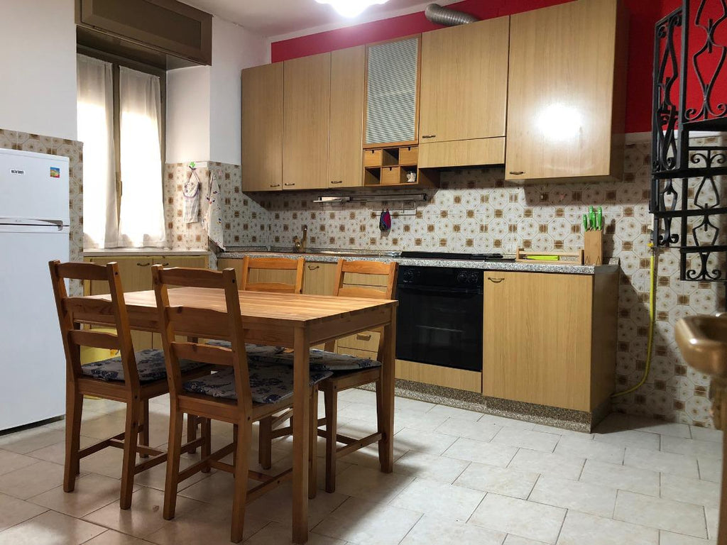 CASA SEMINDIPENDENTE  NEL CUORE DI SANT'AMBROGIO